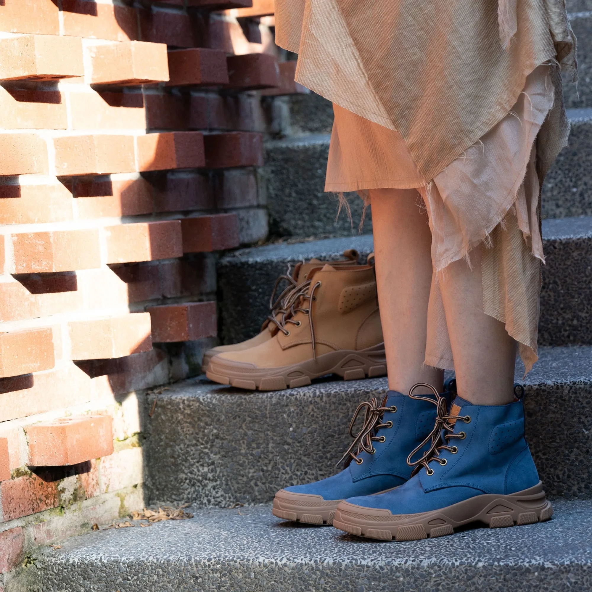 Designer Leather Short Boots Lace Up Combat Boots in Apricot/Khaki/Gray/Blue