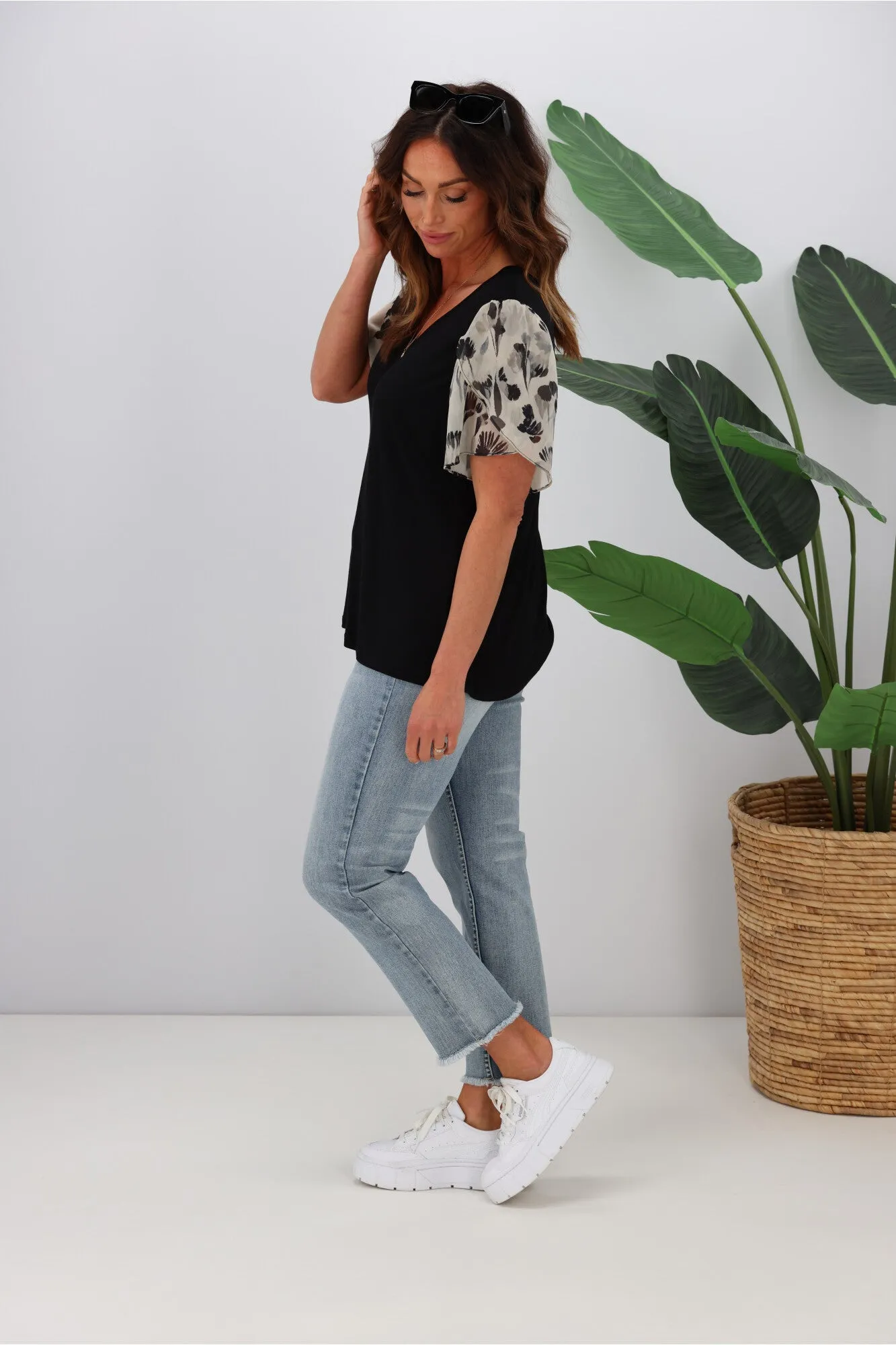 Gloss by Shine On Millen Contrast Sleeve Top Black Abstract Print