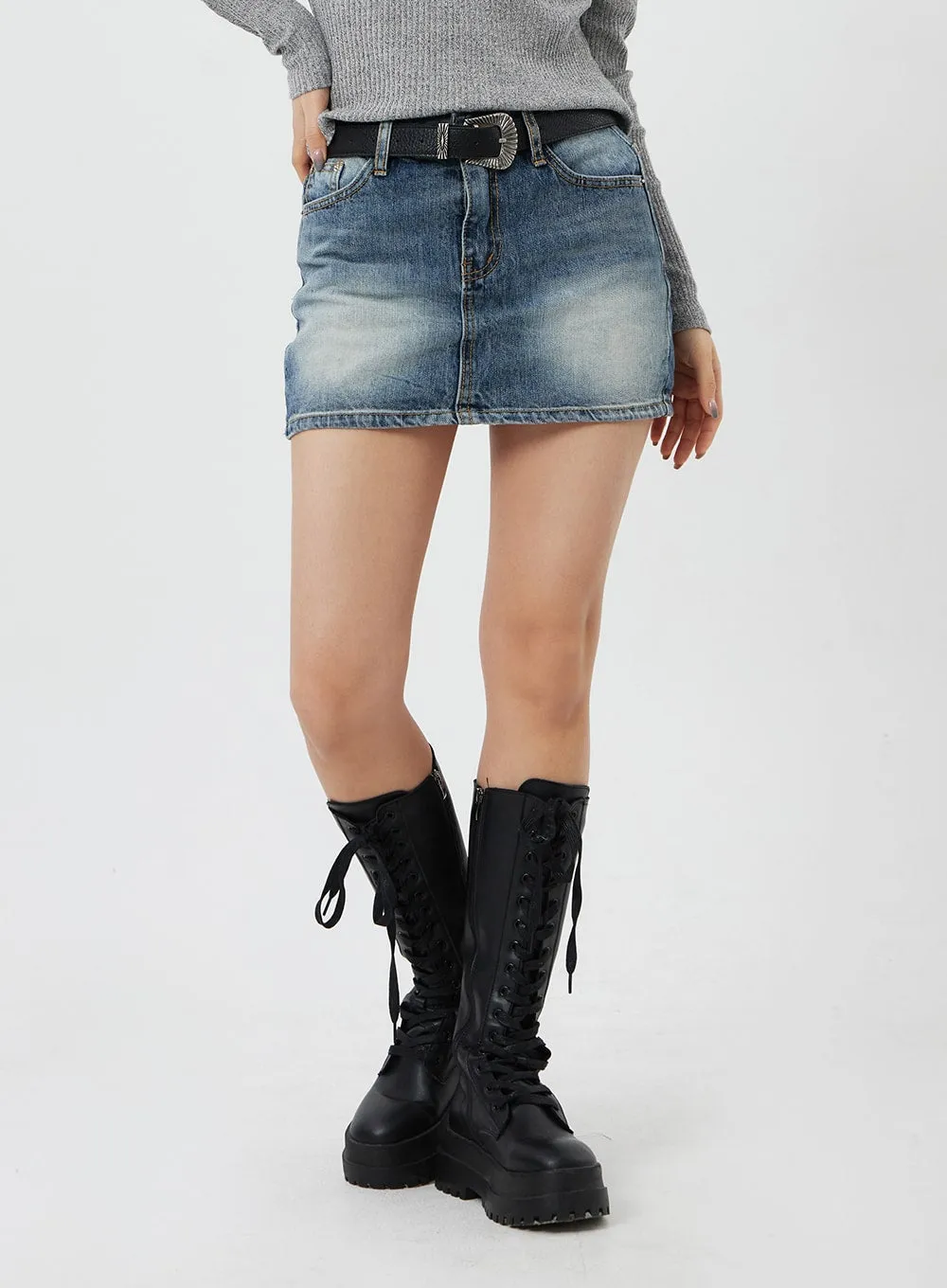 Mid-Rise Denim Mini Skirt CF327