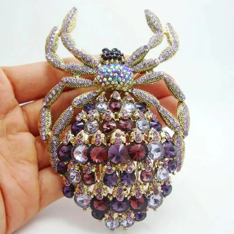 Mümine Rhinestone Brooch Pin