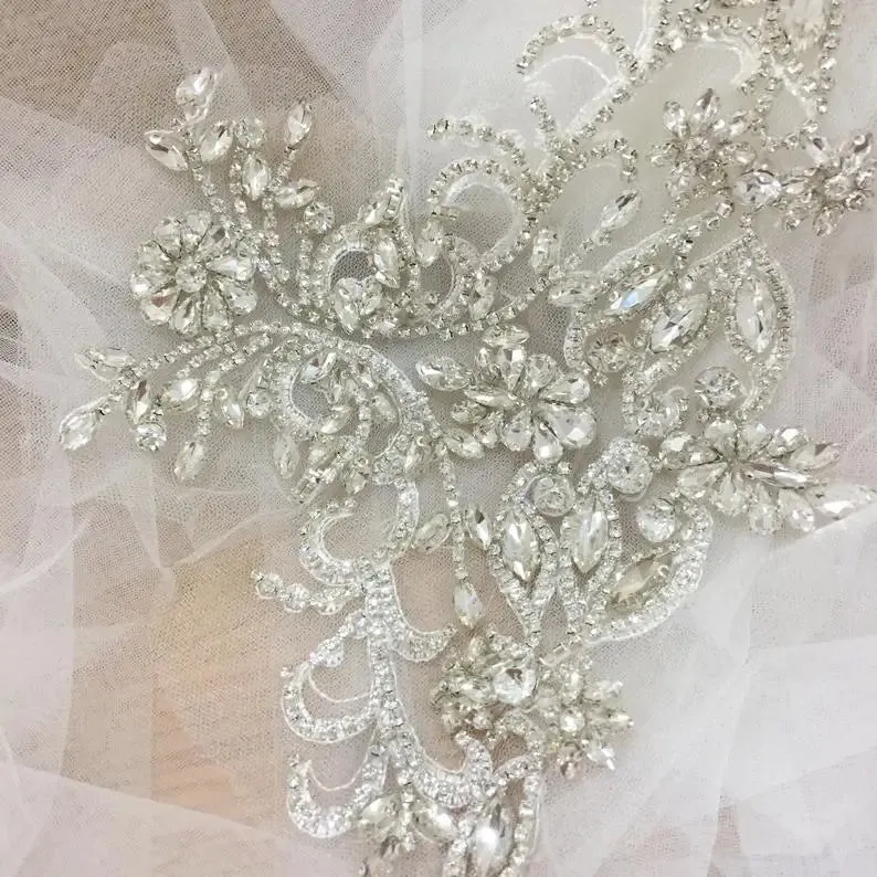 Ruzgar Rhinestone Applique
